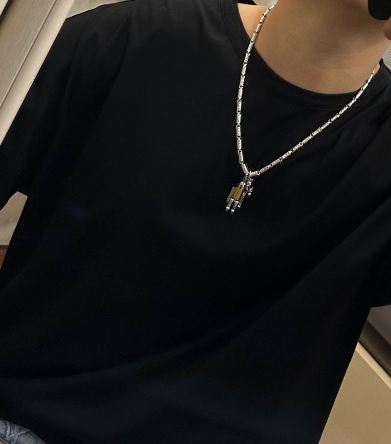 Louis Vuitton Necklaces